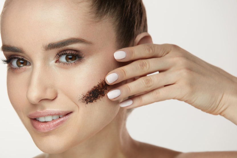 7 Cara Memakai Scrub Wajah Yang Benar - Womantalk