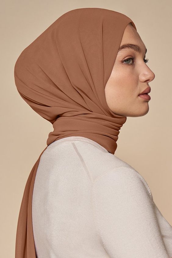  Warna  Kerudung  Yang  Cocok  Untuk  Semua  Warna  Baju  Tekape id