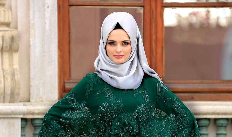 7 Warna Hijab Yang Bisa Jadi Pilihan Saat Pakai Baju Hijau Gelap Womantalk