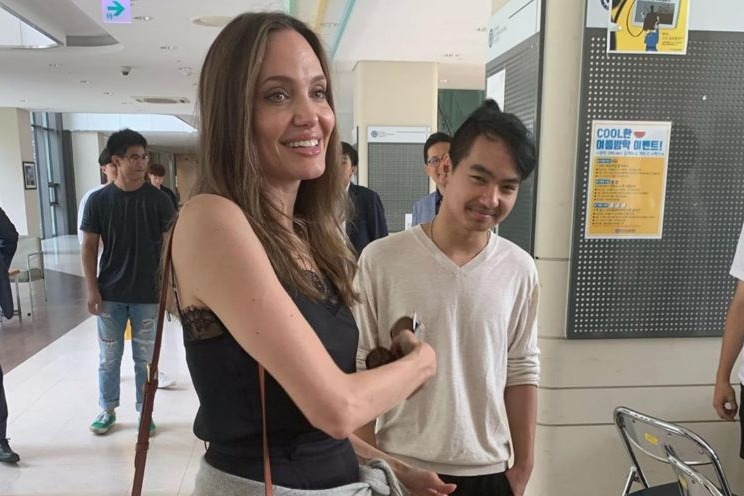 Angelina Jolie Sewa  Apartemen di  Korea  untuk Tempat  