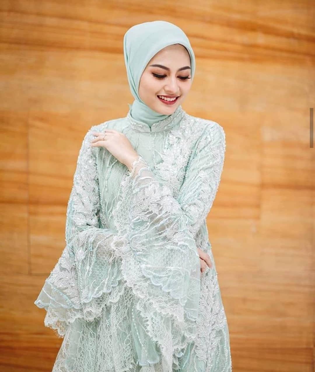 Inspirasi Model Baju Kondangan Hijab Yang Elegan Womantalk