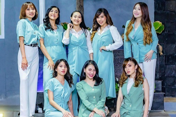 Personel Cherrybelle Reuni Lewat Passthebrushchallenge Tapi Tanpa Sarwendah Womantalk Cherrybelle official apps sudah hadir untuk mu. personel cherrybelle reuni lewat