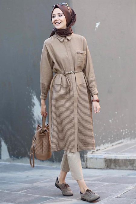 10 OOTD Hijab Dengan Tunik Cokelat Untuk Lebaran - Womantalk