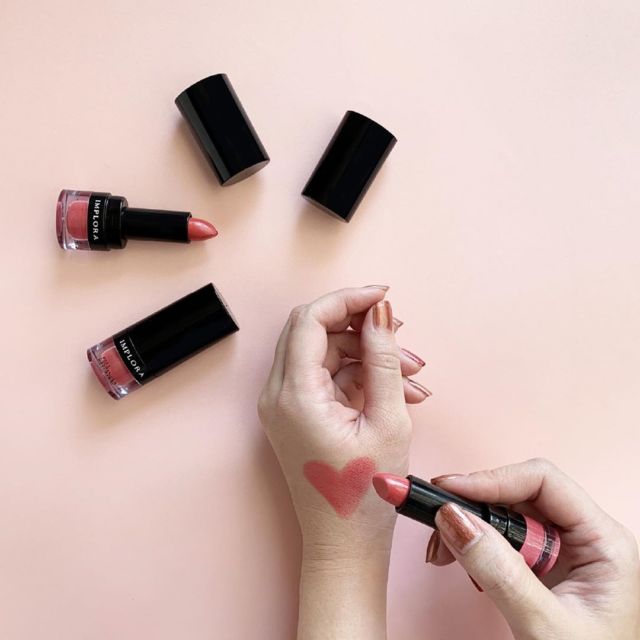 6 Rekomendasi Lipstik Lokal Cuma Rp20 Ribuan Yang Tidak Bikin Bibir Kering Womantalk Lipstik lokal dibawah 20 ribu