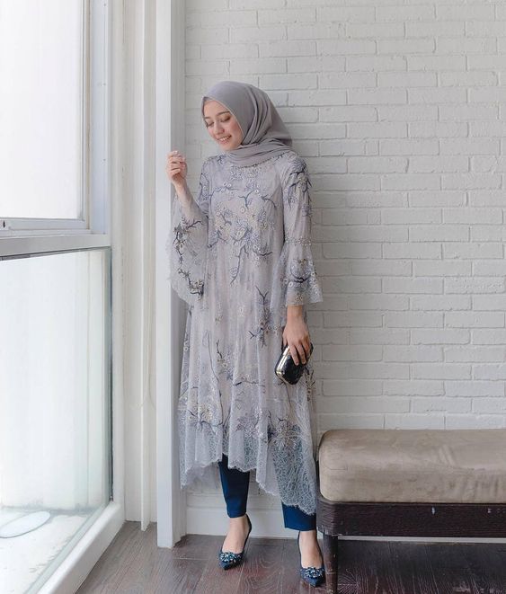 10 Model Baju Pesta Brokat Untuk Hijaber Ke Kondangan Womantalk