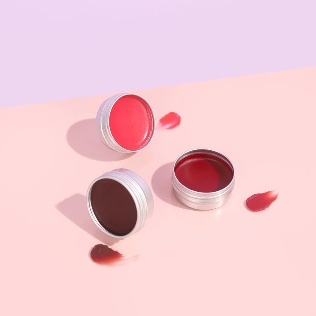 Rekomendasi 7 Tinted Lip Balm Yang Bagus Untuk Memerahkan Bibir Womantalk
