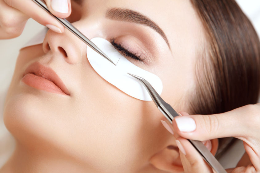 5 Cara Merawat Eyelash Extention Agar Tahan Lama Womantalk